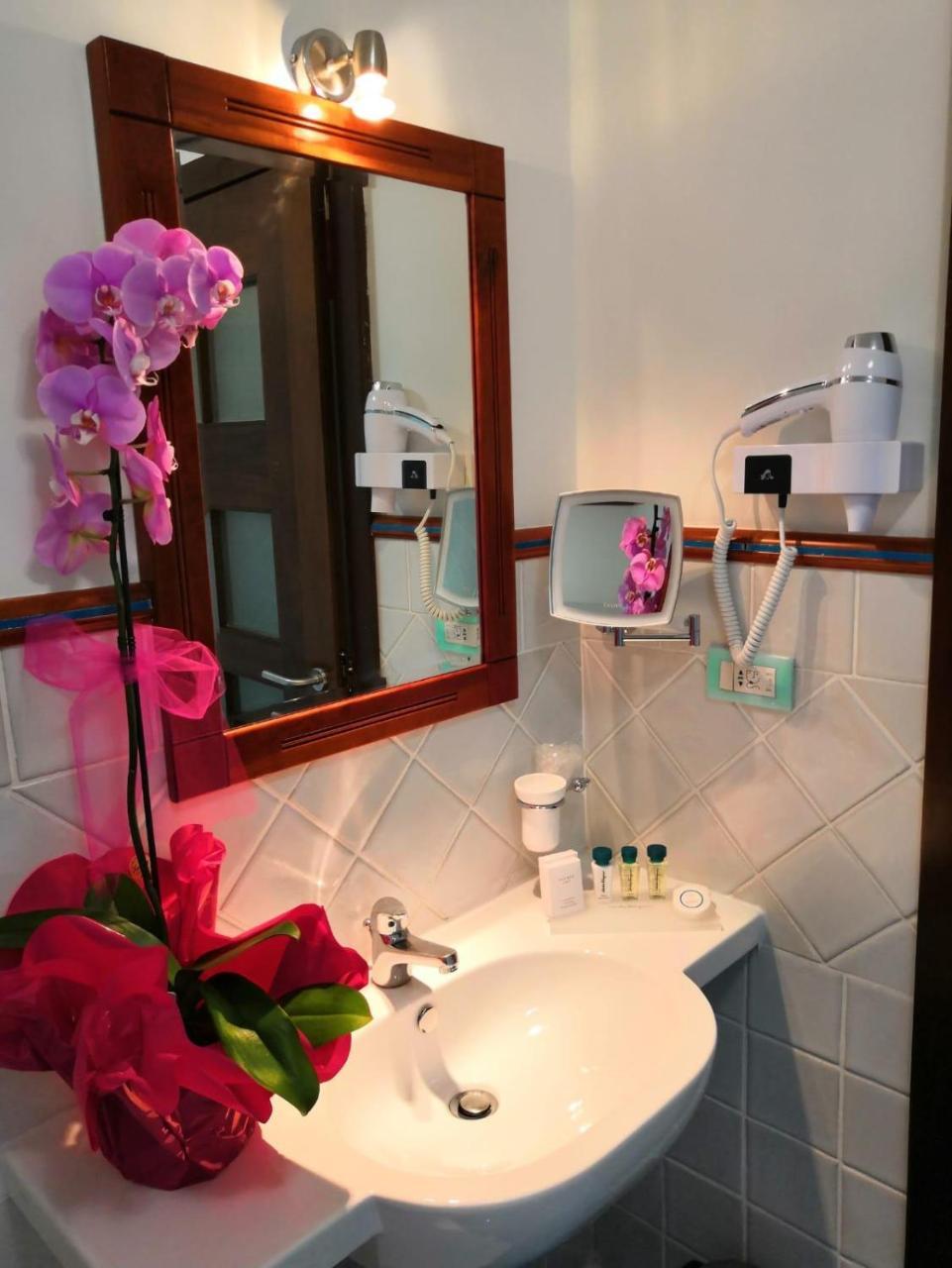 Hotel Pisacane Sapri Εξωτερικό φωτογραφία